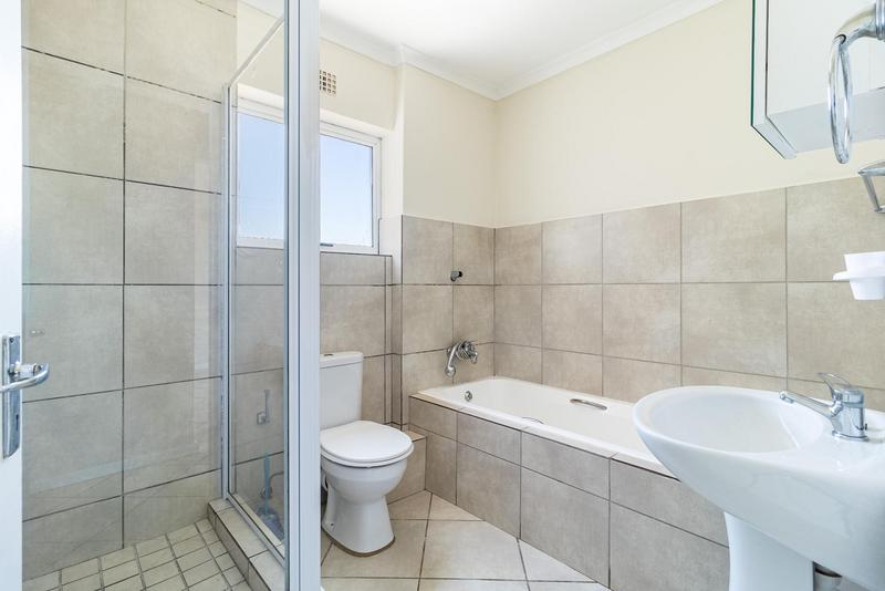 2 Bedroom Property for Sale in Buhrein Western Cape